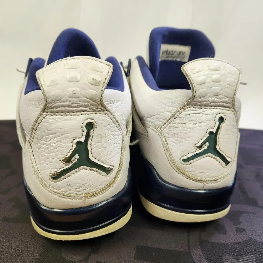 Size 9.5 - Air Jordan‎ 4 Retro LS Columbia